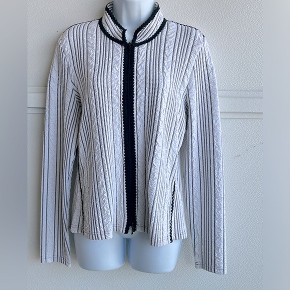 Black/White Ruffled quilted Stretch Peasant Full Zip Cardigan Sweater Large Y2K - Picture 1 of 4
